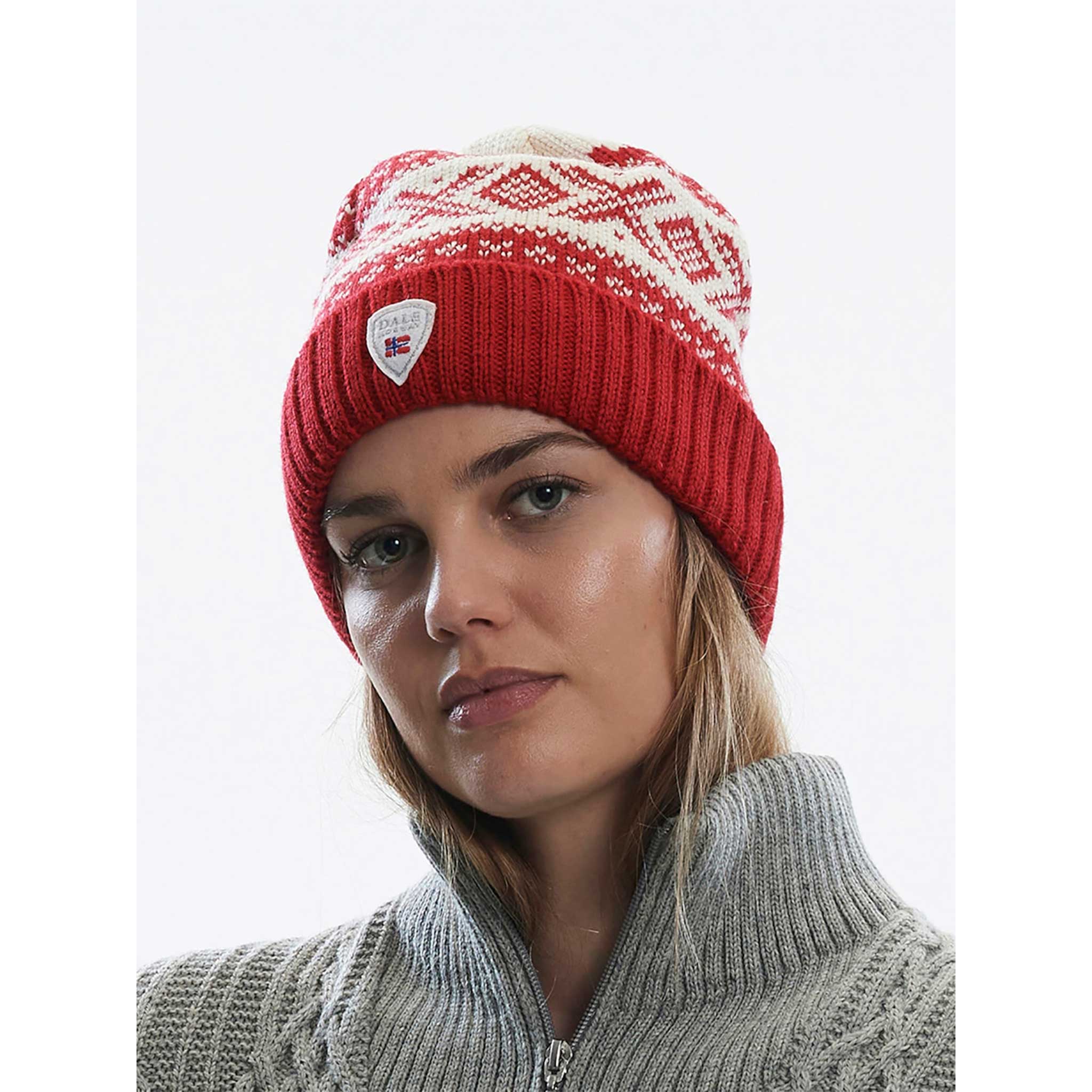 Cortina 1956 Beanie in Raspberry