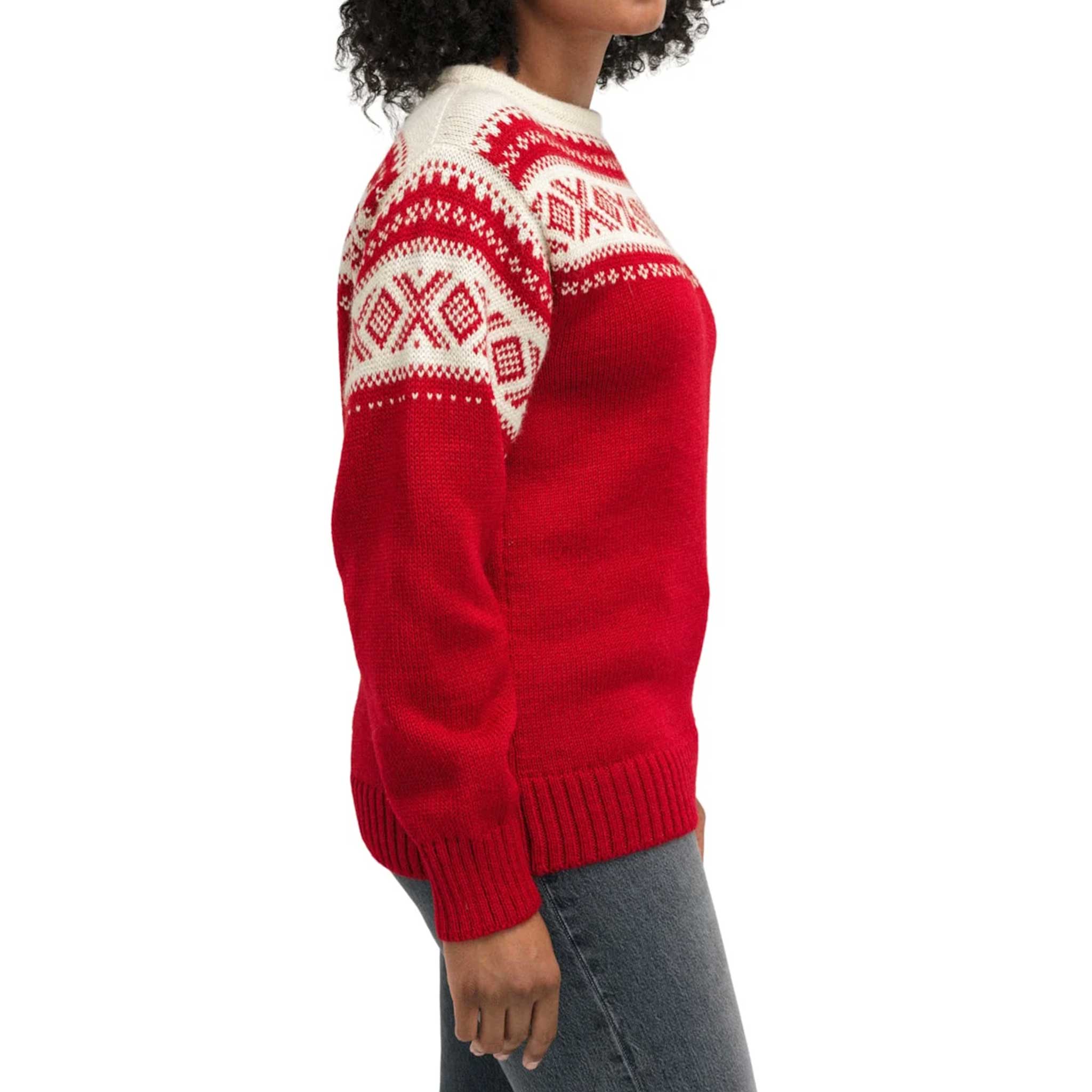 Cortina 1956 Unisex Sweater in Raspberry