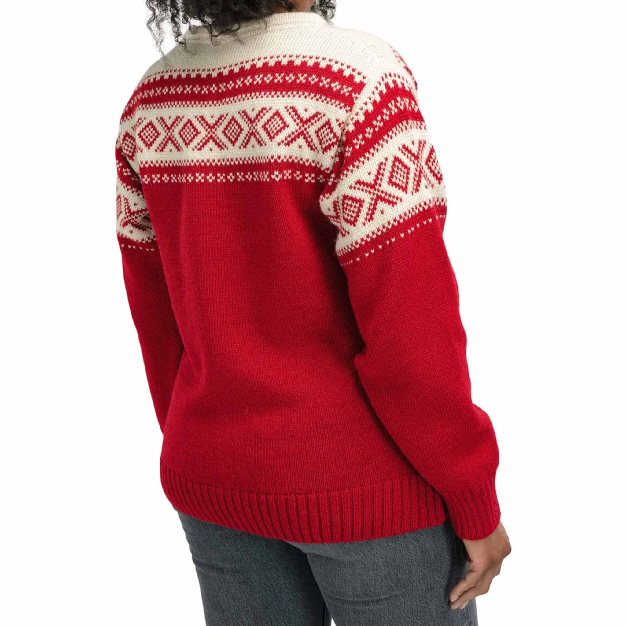 Cortina 1956 Unisex Sweater in Raspberry