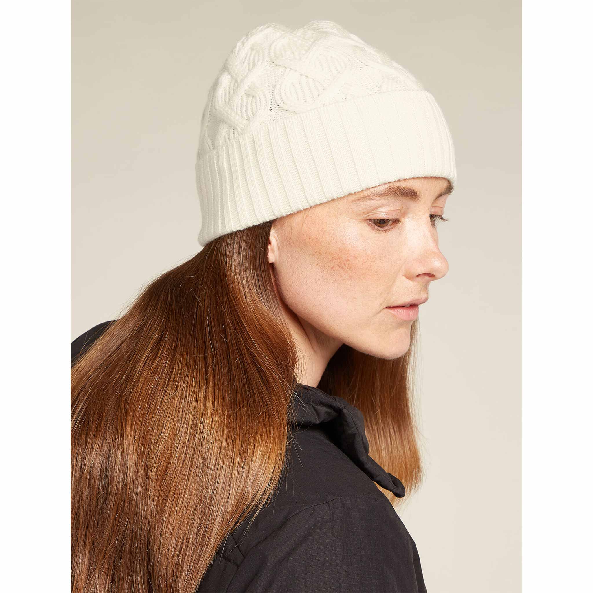 Merino Cable Knit Beanie in Undyed