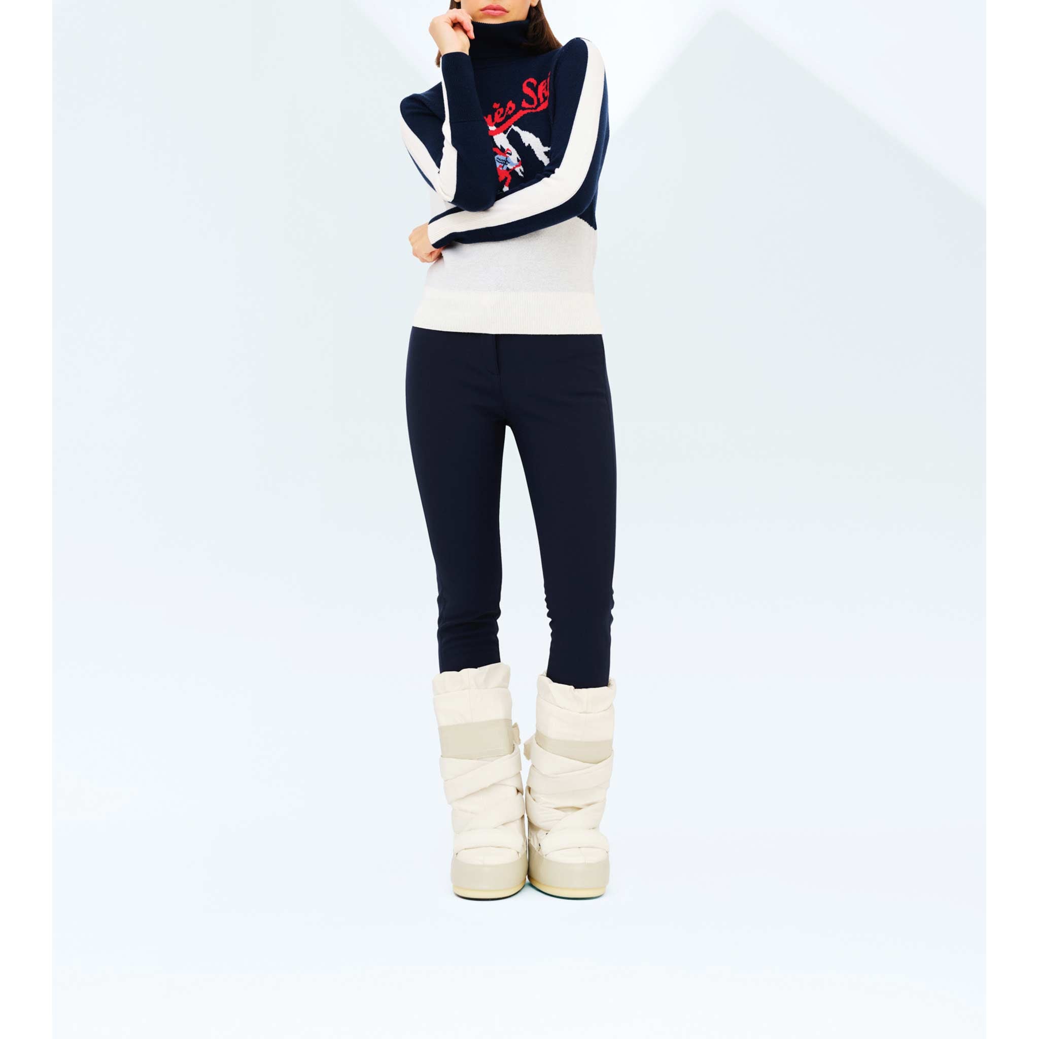 Afterski Sweater in Navy